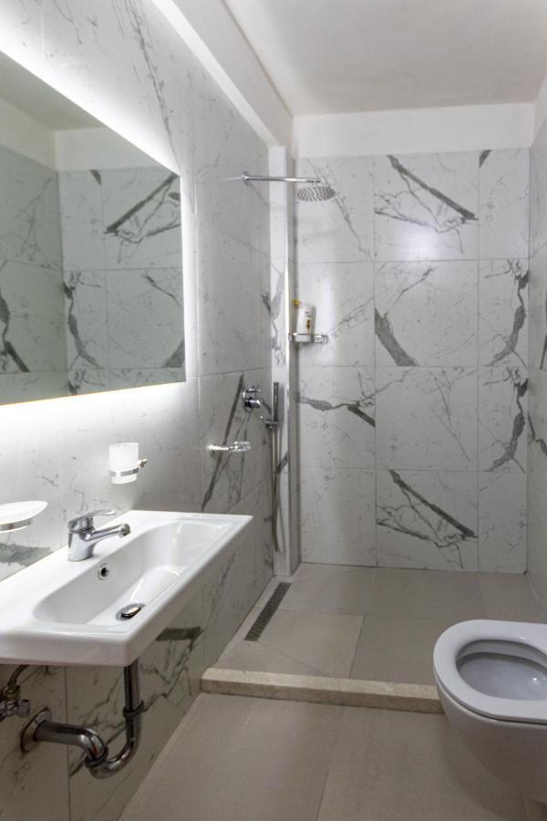 דורס Comfortable Apartment Next To The Beach מראה חיצוני תמונה