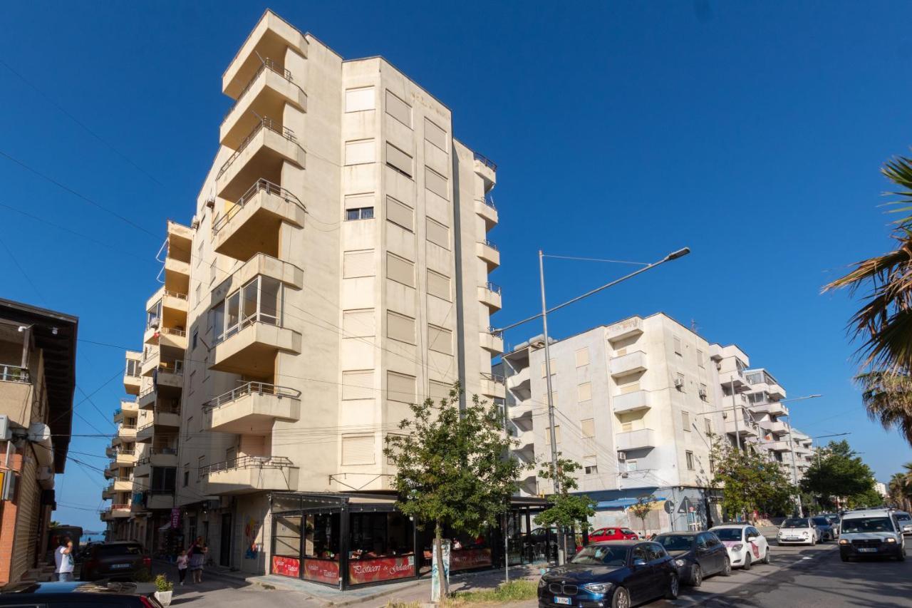 דורס Comfortable Apartment Next To The Beach מראה חיצוני תמונה
