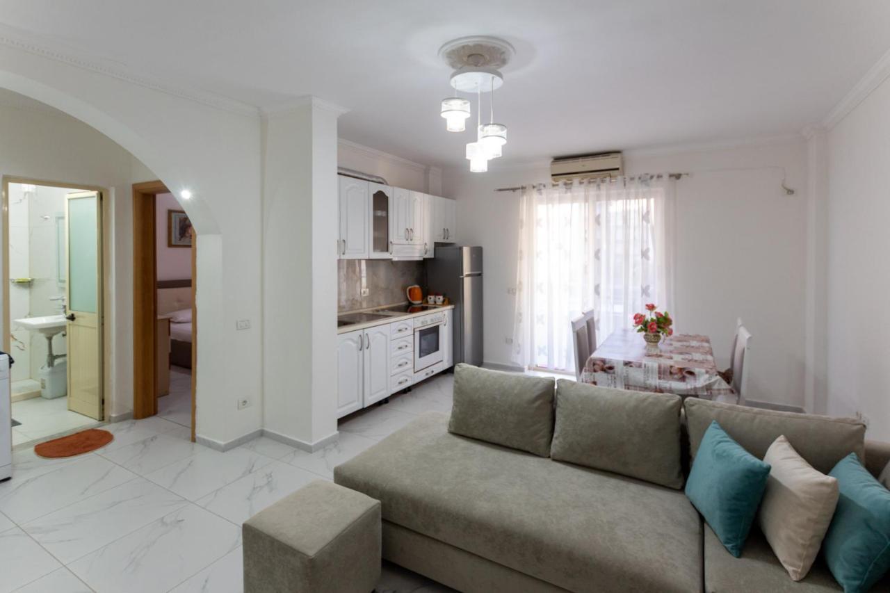 דורס Comfortable Apartment Next To The Beach מראה חיצוני תמונה