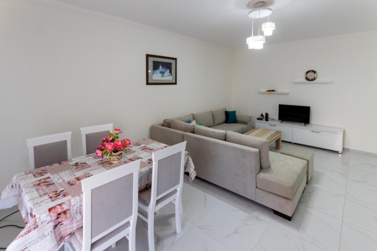 דורס Comfortable Apartment Next To The Beach מראה חיצוני תמונה